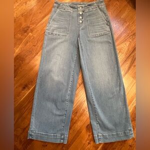 Chicos, size 0R-(4R) denim color.